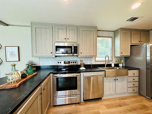 5th image of 25247 Twin Oaks Dr