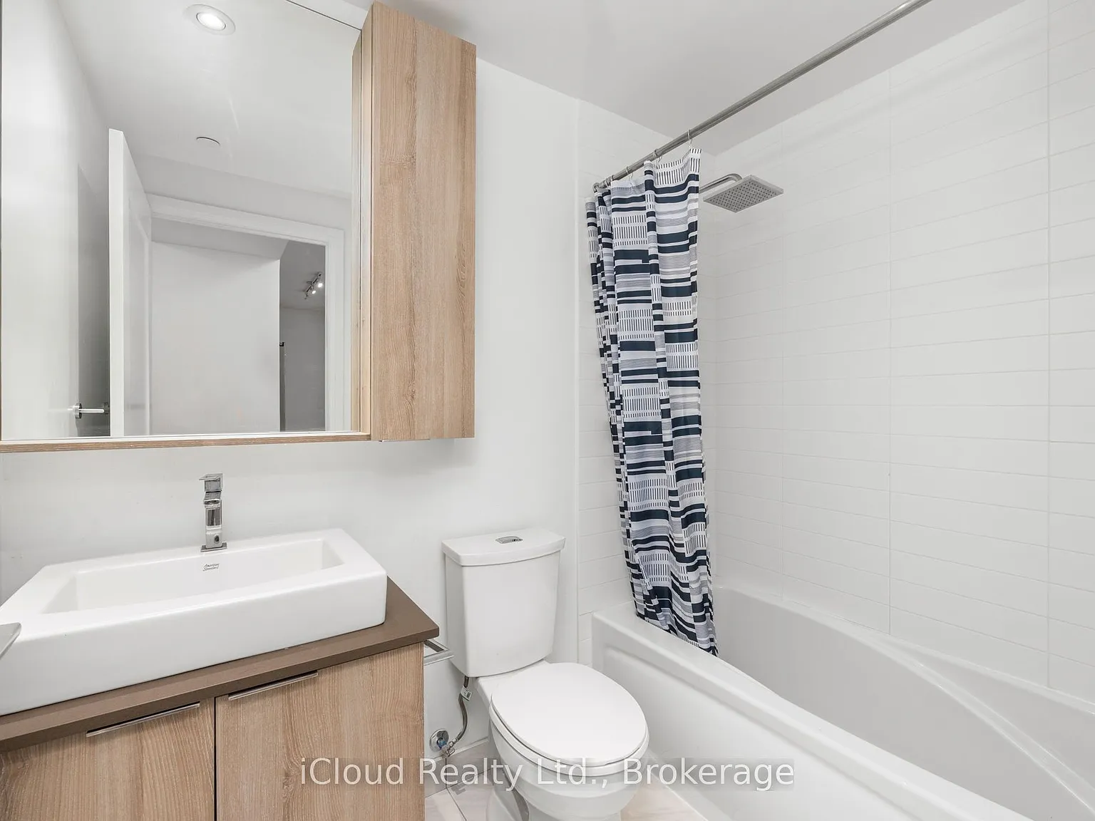 2 bed, $3,500 — Photo 3