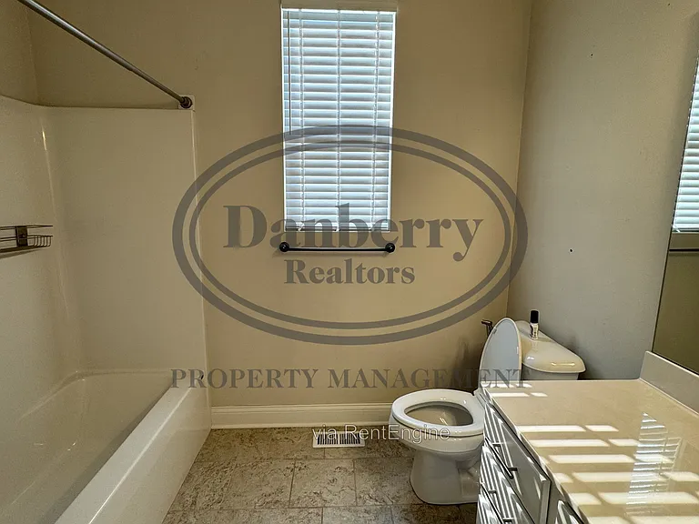 26741 Woodmont Dr — Photo 5