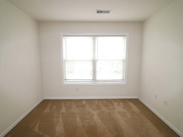 13 Broderick Ct — Photo 22