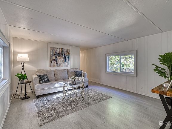 5th image of 7025 87th Street NW