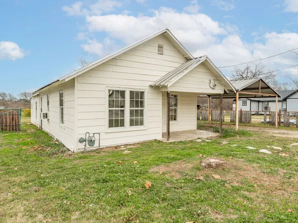 109 Gafford St, Lipan, TX 76462