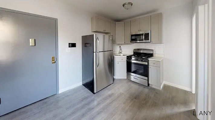 Rented by LandSeair Real Estate Group | media 1