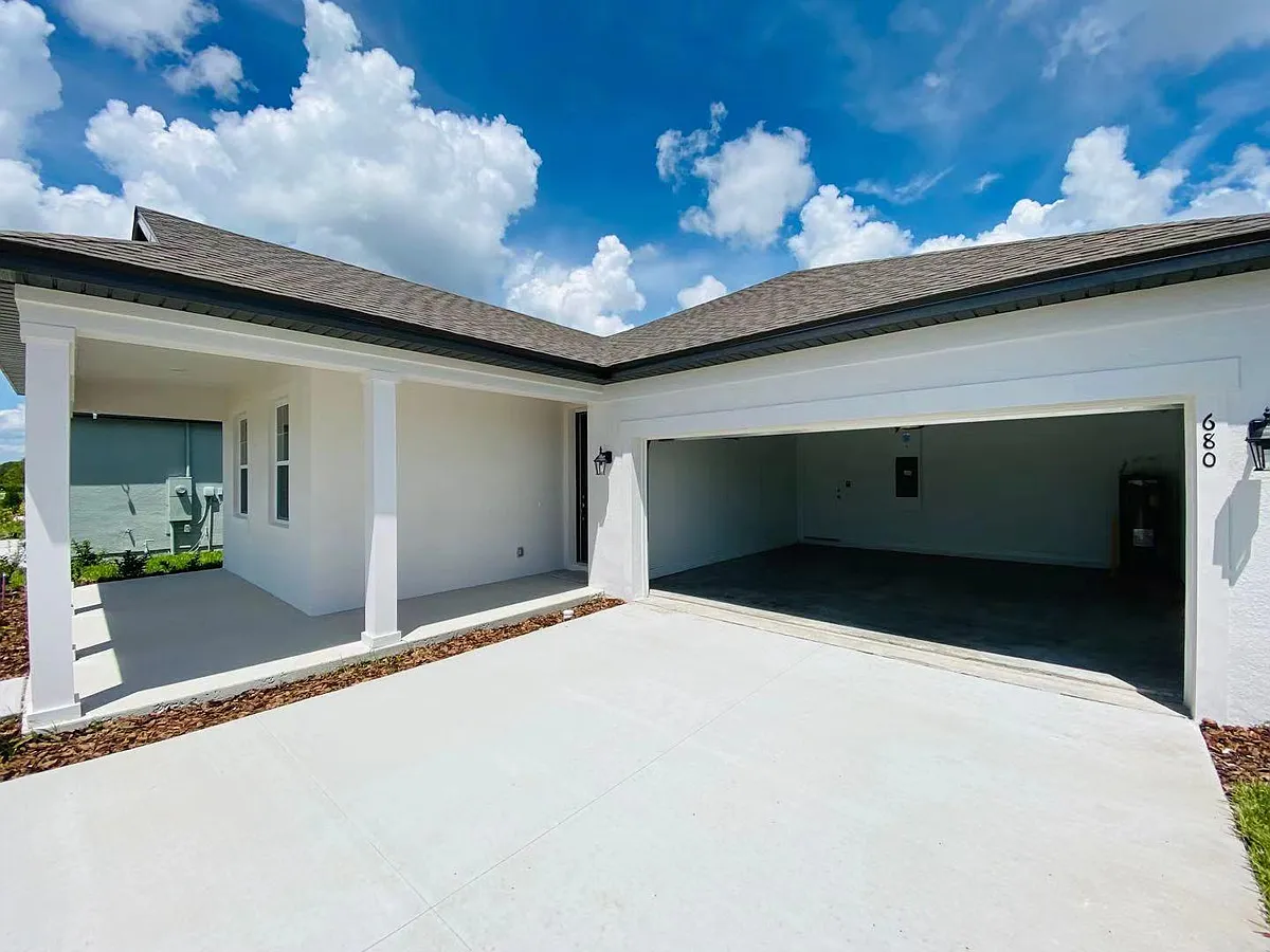 Building Photo - 680 Split Hoof Dr