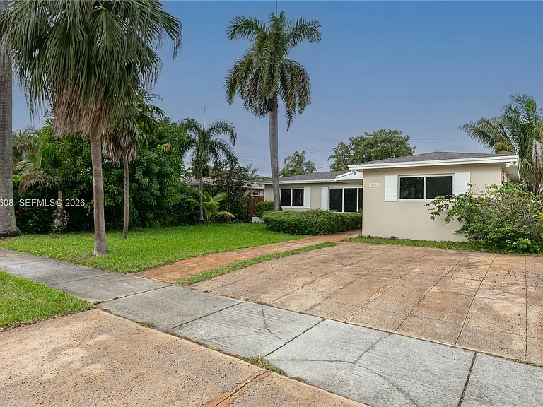 1507 Harding St — Photo 22
