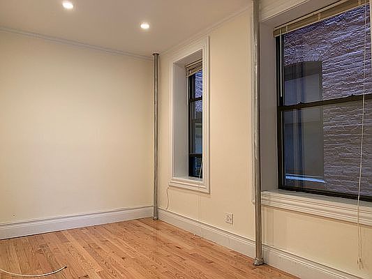 2nd image of 256 E 10th St APT 2E