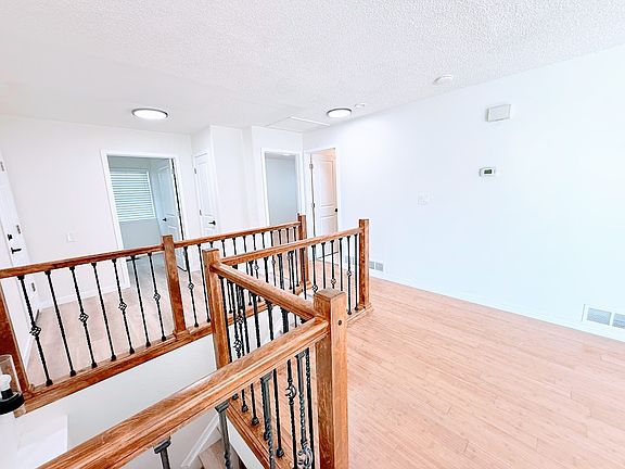 Livingroom facing laundry room , bedroom #1 and common bathroom #1
main level