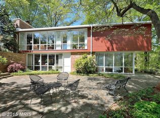 1925 Marthas Rd, Alexandria, VA 22307