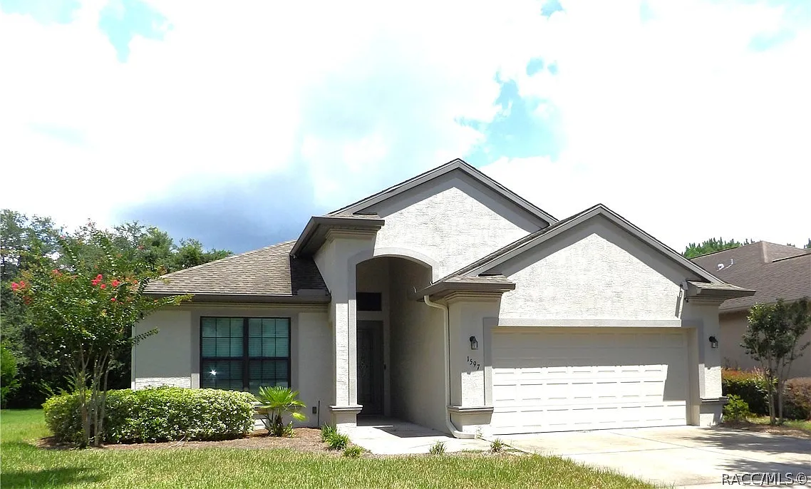 2 bed, 1780 sqft, $2,400 — Photo 1