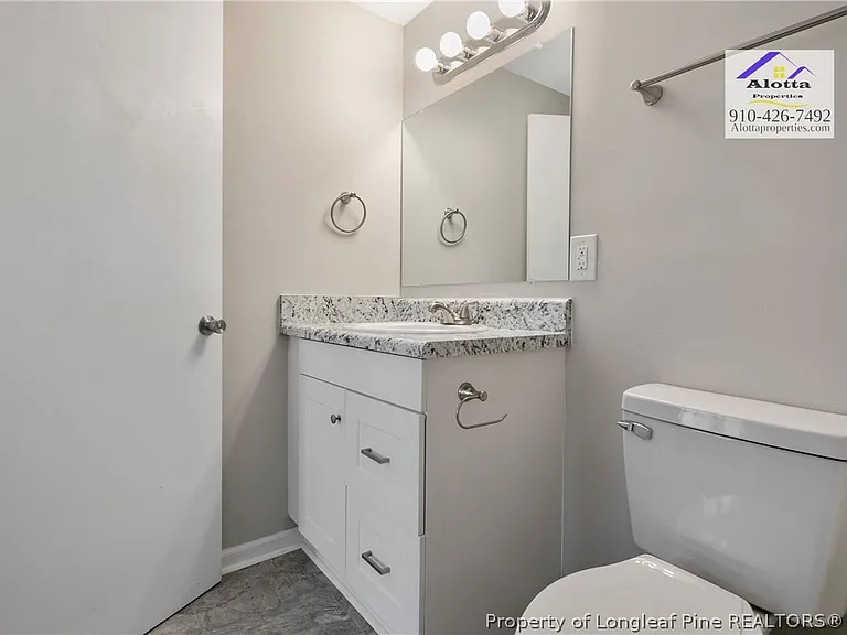 118 Circle Ct — Photo 23