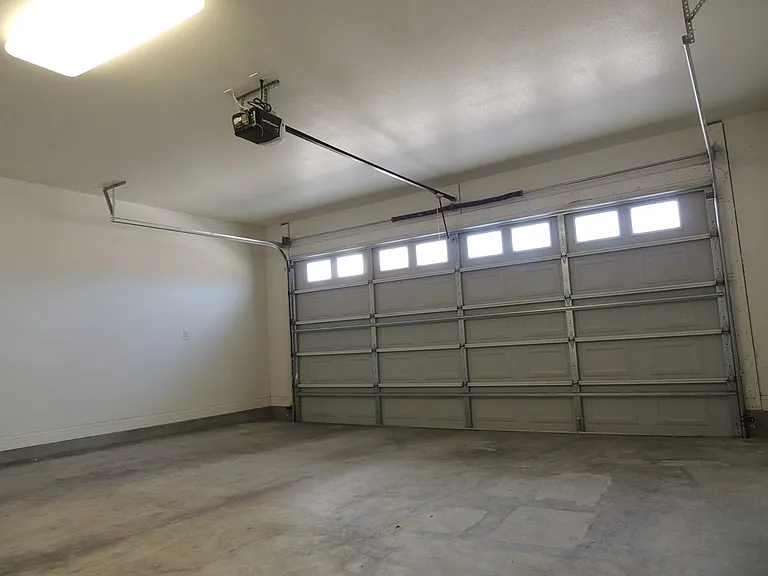 24 Devon Ct — Photo 23