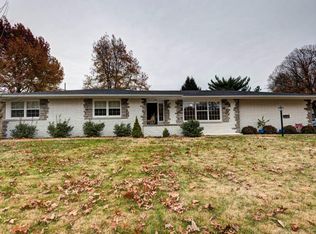 2370 S Cedarbrook Ave, Springfield, MO 65804