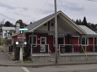 301 Railroad Ave, Myrtle Point, OR 97458