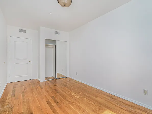 1132 Blake Court image 17 of 27