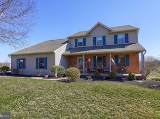1329 Firestone Rd, Lititz, PA 17543