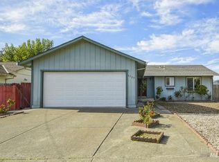 1525 Ridley Ave, Santa Rosa, CA 95401