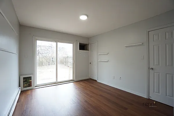 Rented by Rennit Inc. | media 9