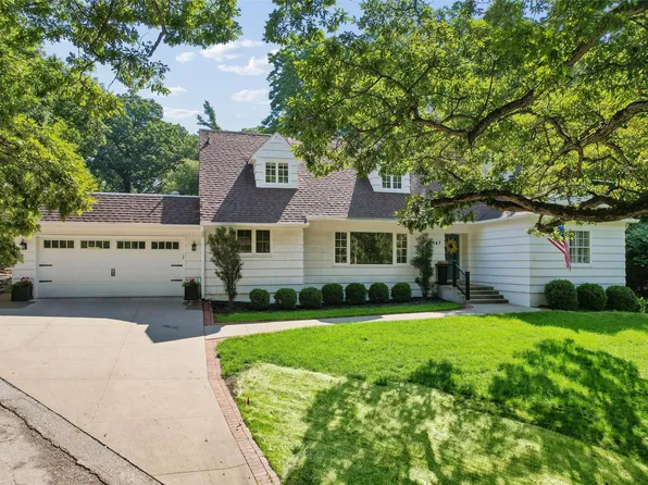 147 Tonawanda Dr, Des Moines, IA 50312