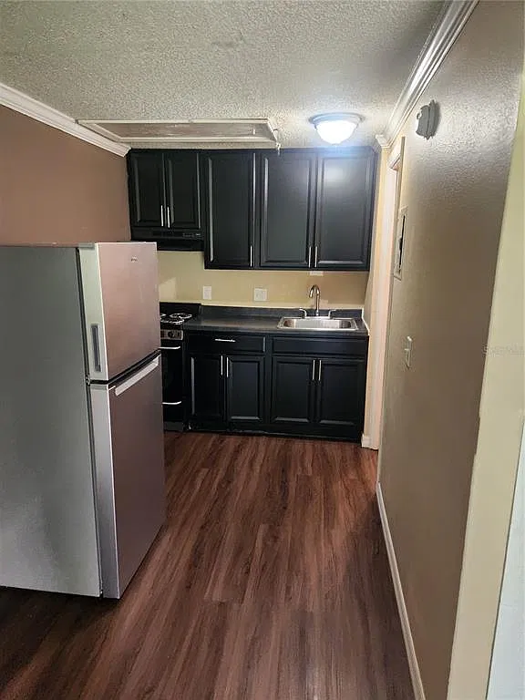 Studio, 1.0 bath, 294 sqft, $895 — Photo 3