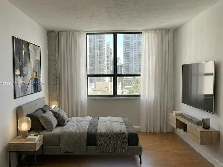 10185 Collins Ave #308 — Photo 2