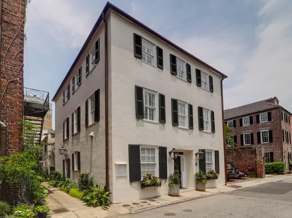 8 & 1/2 Elliott St, Charleston, SC 29401