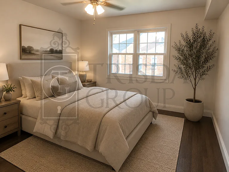 Available Oct 1st Renovated Mt Lebanon 1 Bedroom / 1 Bath Apt+ w/Garage, In Unit Laundry, HW Floo... — Photo 13