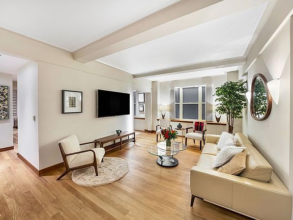 3rd image of 65 Central Park W APT 2G