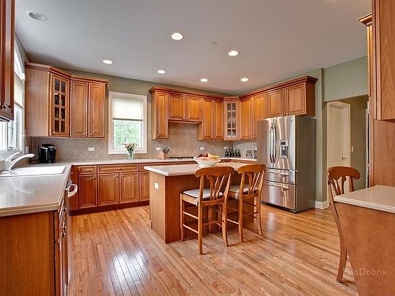 5th image of 4813 Kathleen Ct