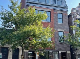 1515 W 18th St #4, Chicago, IL 60608