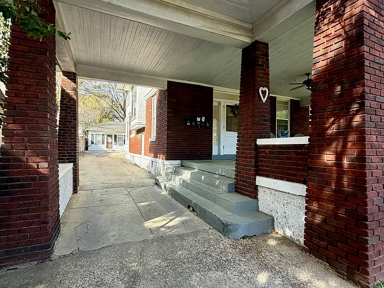 1450 Peabody Ave #1 — Photo 2