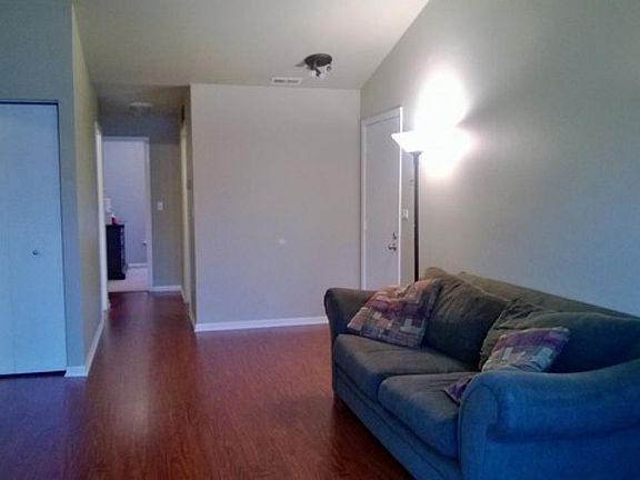 3rd image of 323 Primrose Ct #323
