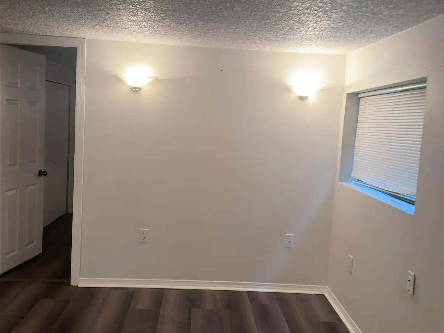 2 bed, 800 sqft, $2,250 — Photo 4