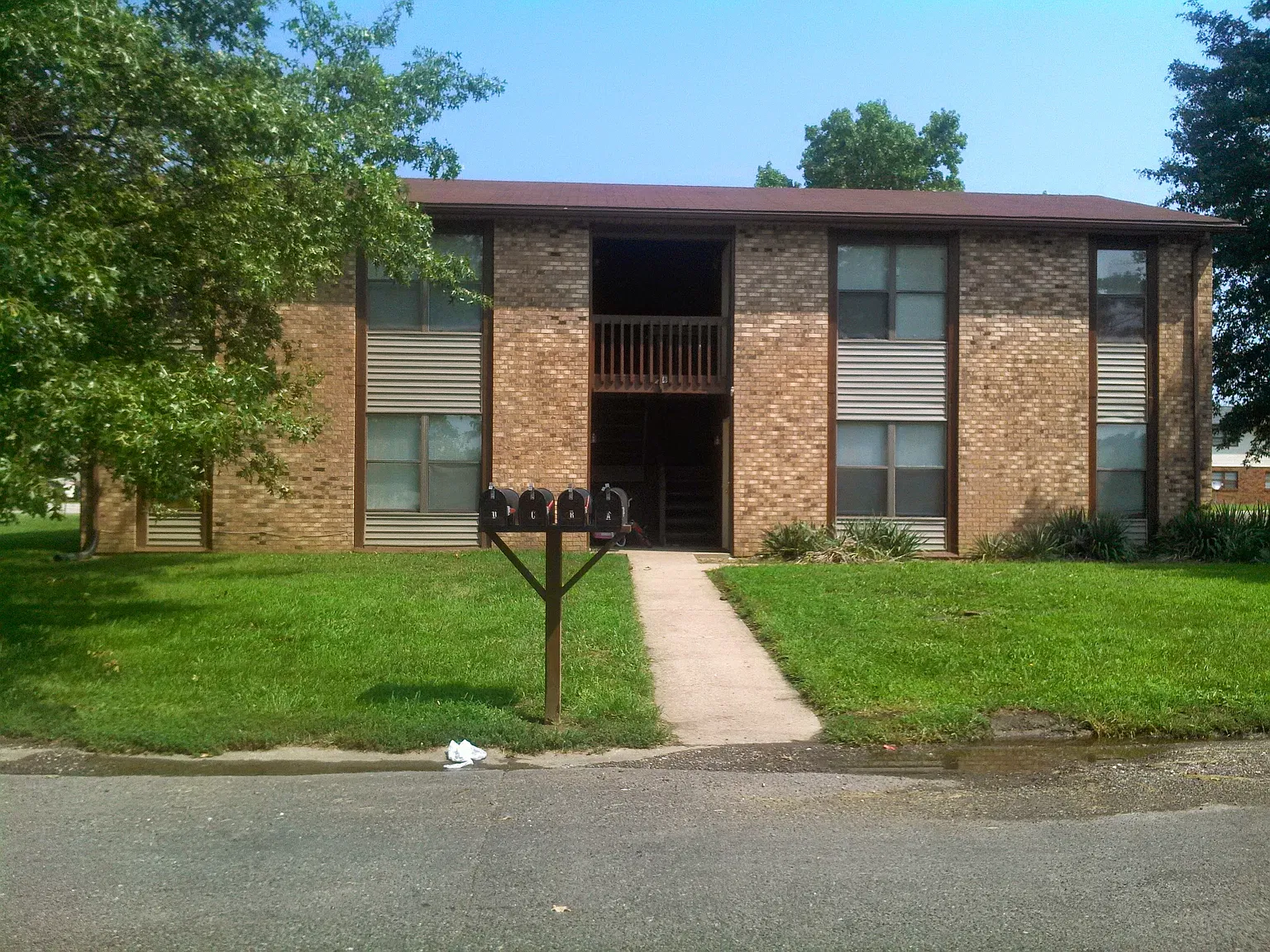 2 bed, 950 sqft, $950 — Photo 1