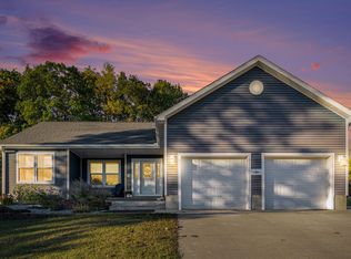 704 Ottawa Ct, Buchanan, MI 49107