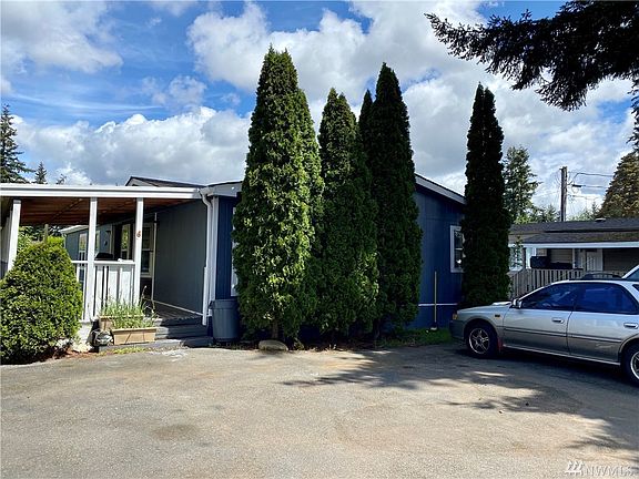 4th image of 17410 52nd Ave W Unit 6