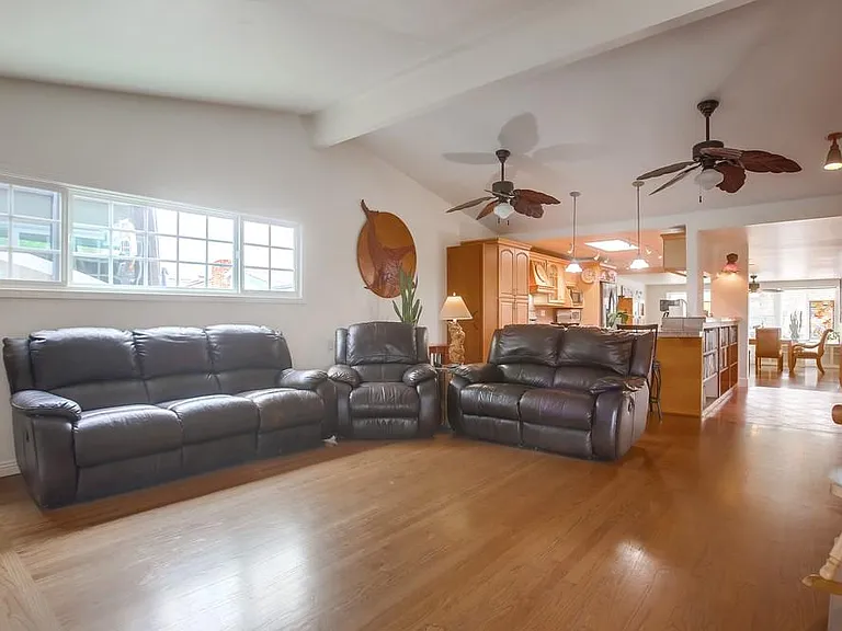 4402 Mount Lindsey Ave — Photo 4