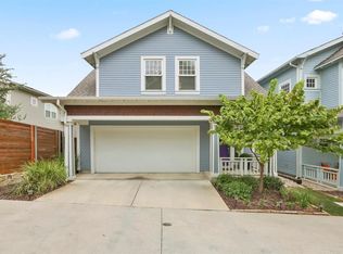 935 Bassett Pl, Dallas, TX 75208