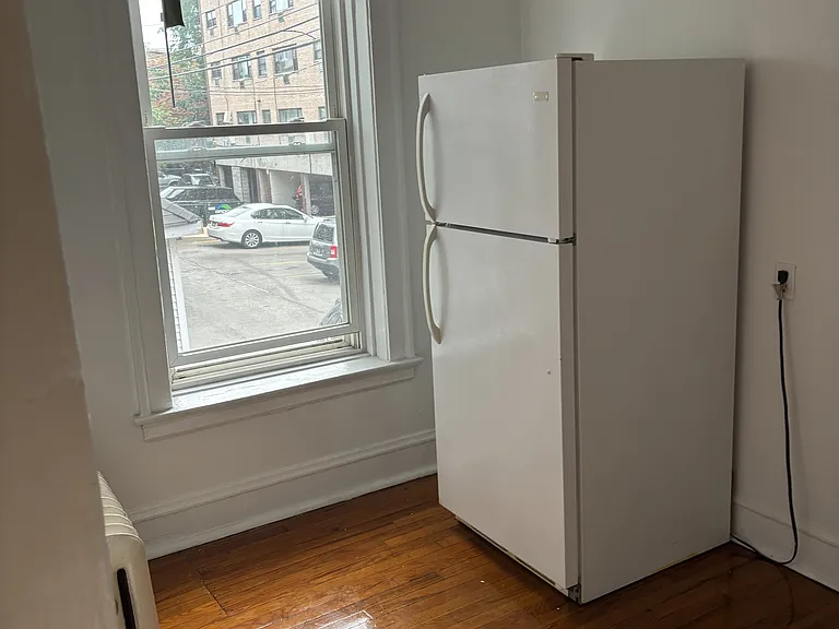 1216 W North Shore Ave #2S — Photo 2