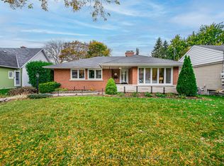 962 Mohawk St, Oshawa, ON L1G 4G3