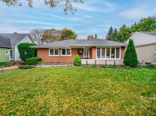 962 Mohawk St, Oshawa, ON L1G 4G3