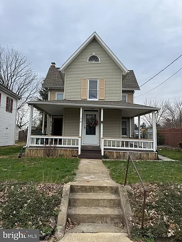 21 W Maple St #1 Photo 1