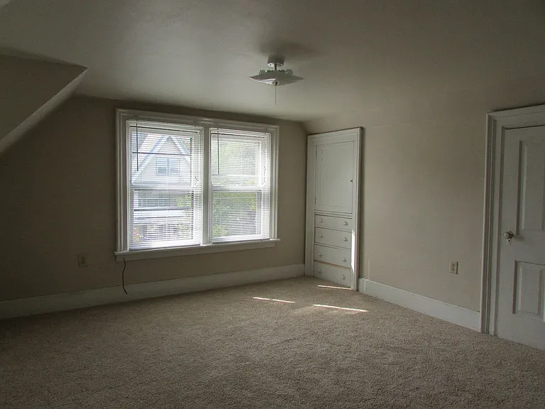 11 N Franklin St — Photo 20