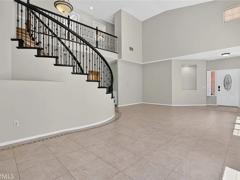 11217 Ravenna Ln — Photo 6
