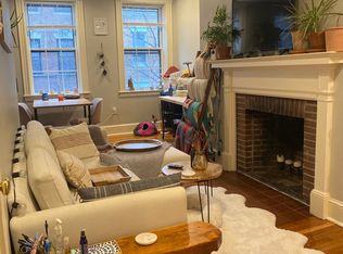 81 Phillips St #2B, Boston, MA 02114