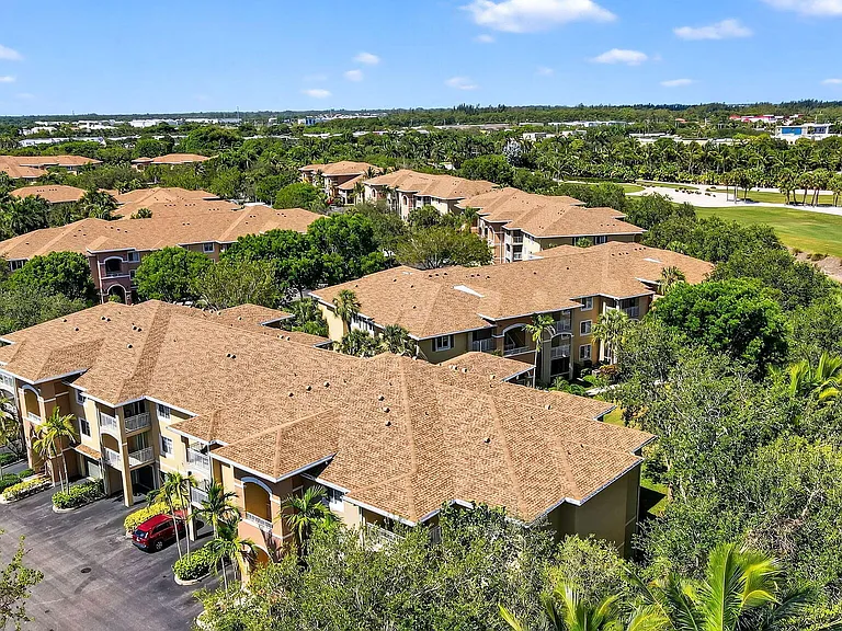 6511 Emerald Dunes Dr #304 — Photo 45