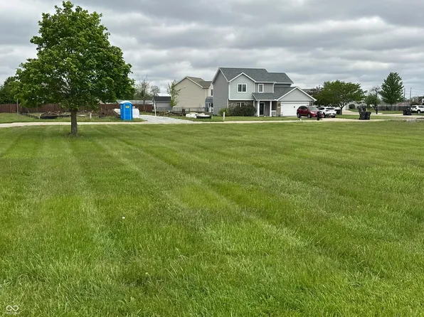 101 Sunburst Cir, Alexandria, IN 46001