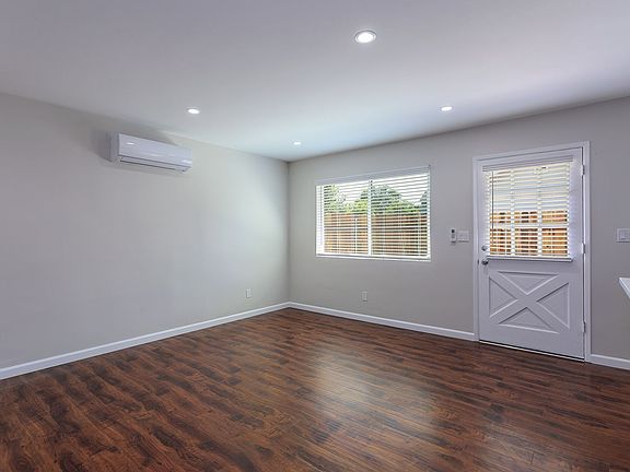 3rd image of 136 W Highland Ave APT B
