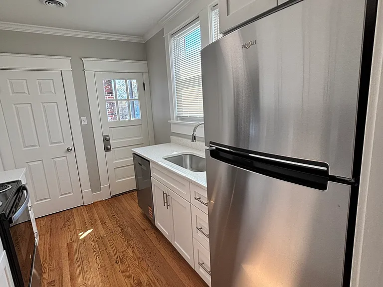 203 Maryland Ave #2 — Photo 8