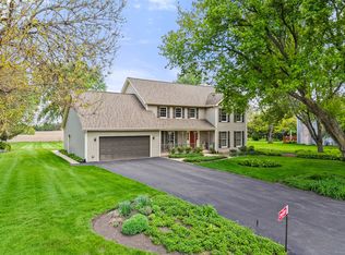 2N485 Colt Dr, Elburn, IL 60119