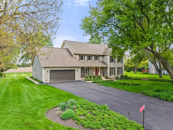2N485 Colt Dr, Elburn, IL 60119